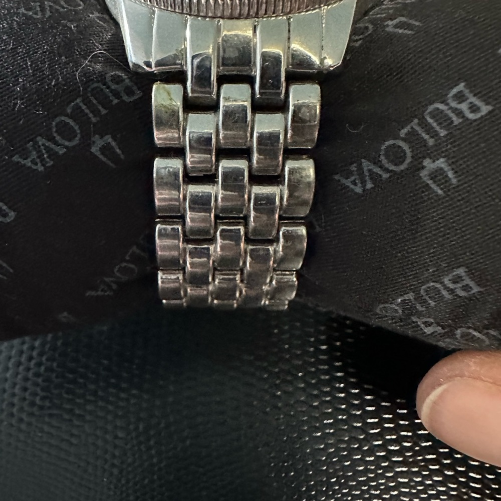 Ladies Quartz Watch - Picture 8 of 9